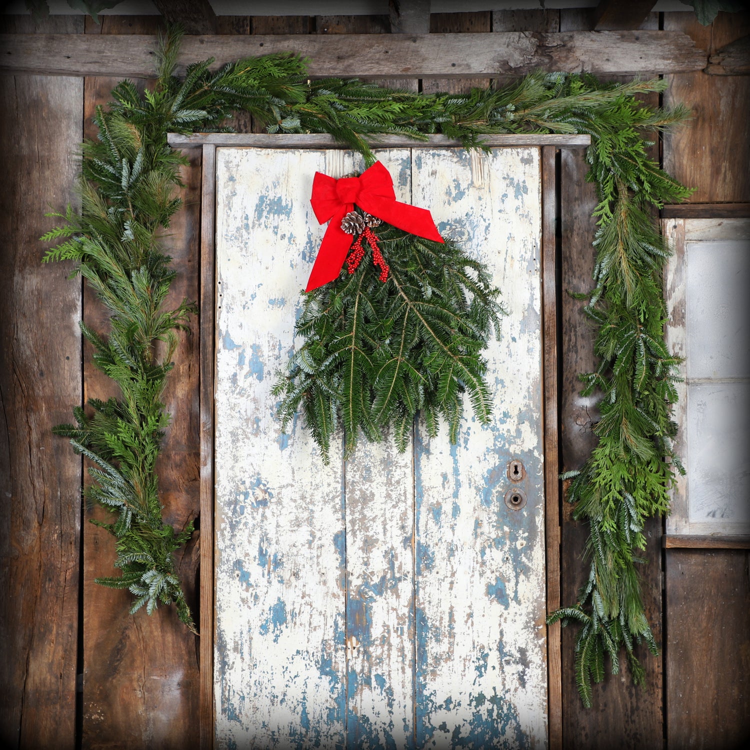 FraserFirdoorswag_Fraser_CedarWhitepineGarland.jpg Wishon Evergreens