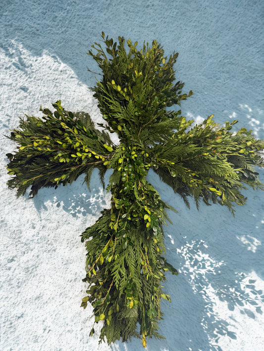 Boxwood/Cedar Cross Wreath