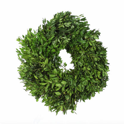 Undecorated Fresh Boxwood Wreath